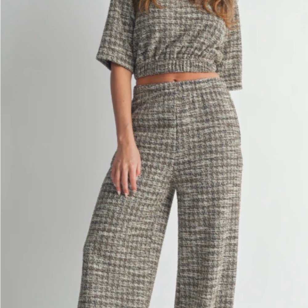 WinWin Gray Tweed Wide Leg Pants & Top Set